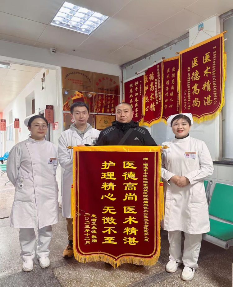 65952b5ec98c9.jpeg 8d07a1728cbf49d6b3842d0f57a3ab2e.jpeg