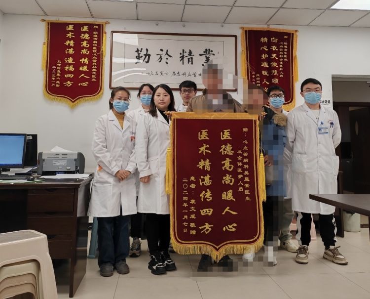 65a8de3591bdd.jpeg 052c5ede33af40bab4c4a61a0c502d2d.jpeg