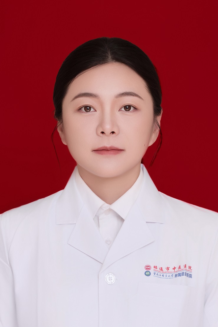 邹佩芸